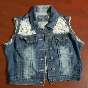 Womens XL Rue 21 Jean vest
